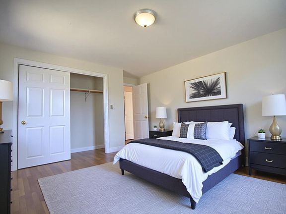 5th image of 312 Queen Anne Rd