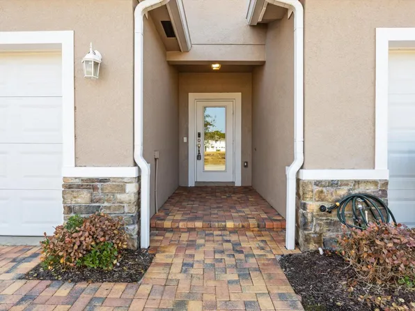 1007 NE Trailside Run, Port St Lucie, FL 34983