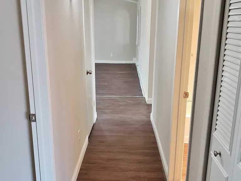 1320 Iris Ln — Photo 11