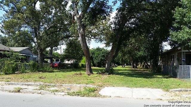 2nd image of 455 Stonewall St