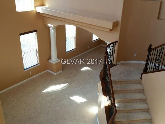 3rd image of 5952 Vizzi Ct
