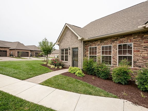 4th image of 806 Arbon Vale Dr