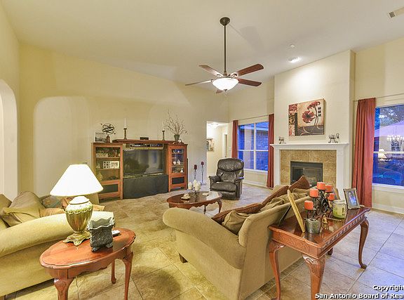 5th image of 1810 Cactus Cir