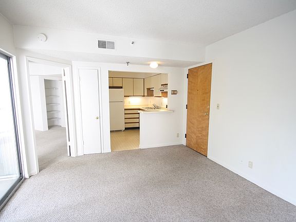 2nd image of 900 19th Ave S APT 305