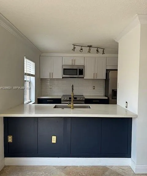 15242 SW 30th Ter #15242 — Photo 24