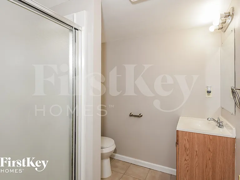 6582 Wellington Sq — Photo 15