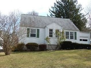 3 Nolan St, Norwalk, CT 06850