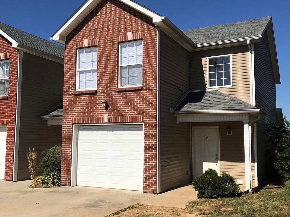 1st image of 133 Darby Woods Ct