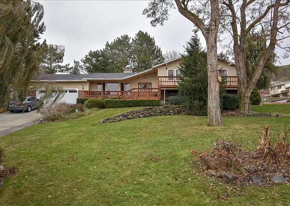 GREAT HOME, GREAT NEIGHBORHOOD!