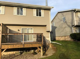W163N11510 Windsor Ct #F, Germantown, WI 53022