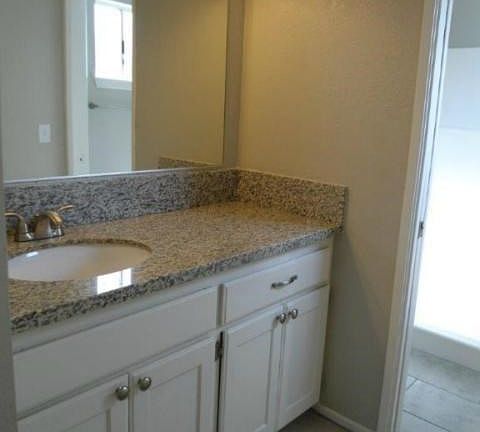 5th image of 8292 Corona Ave
