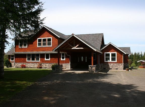 3rd image of 121 E Ethan Ln