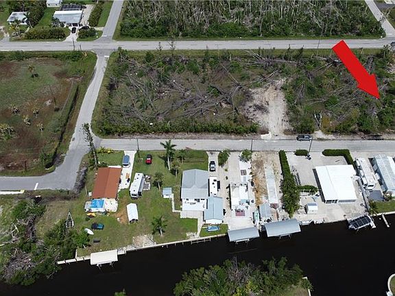 3rd image of 2610 Bamboo ST