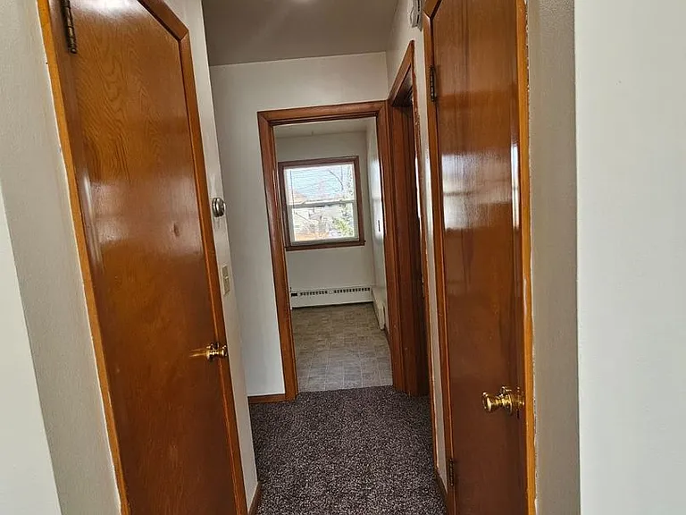 6713 W Bluemound Rd #53213-7300 — Photo 8
