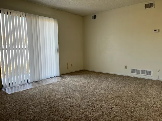 Tiblow Village Apartments — Photo 26
