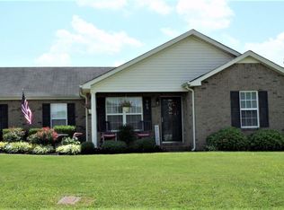 703 Fall Creek Dr, Murfreesboro, TN 37129