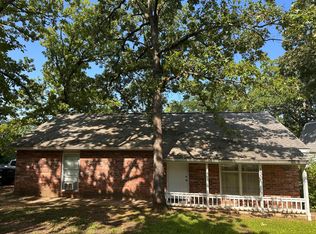 130 Wichita Ave, Forsyth, MO 65653