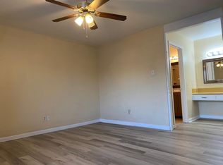5002 Blue Spruce Cir APT B, Austin, TX 78723