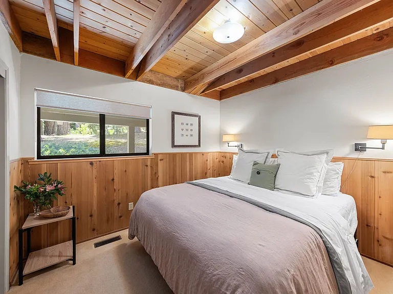 760 Rawhide Dr — Photo 6