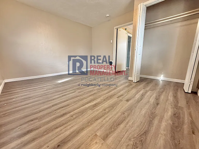 850 S 4th Ave — Photo 7