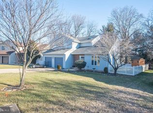 35 Coach Hill Dr, Newark, DE 19711