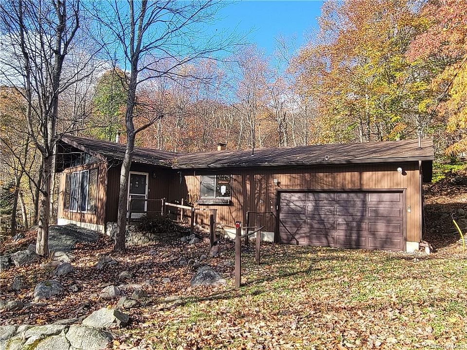 20 Laurel Way, Highland Falls, NY 10928 Zillow