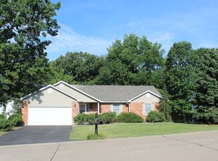 705 Stephen Dr, Festus, MO 63028