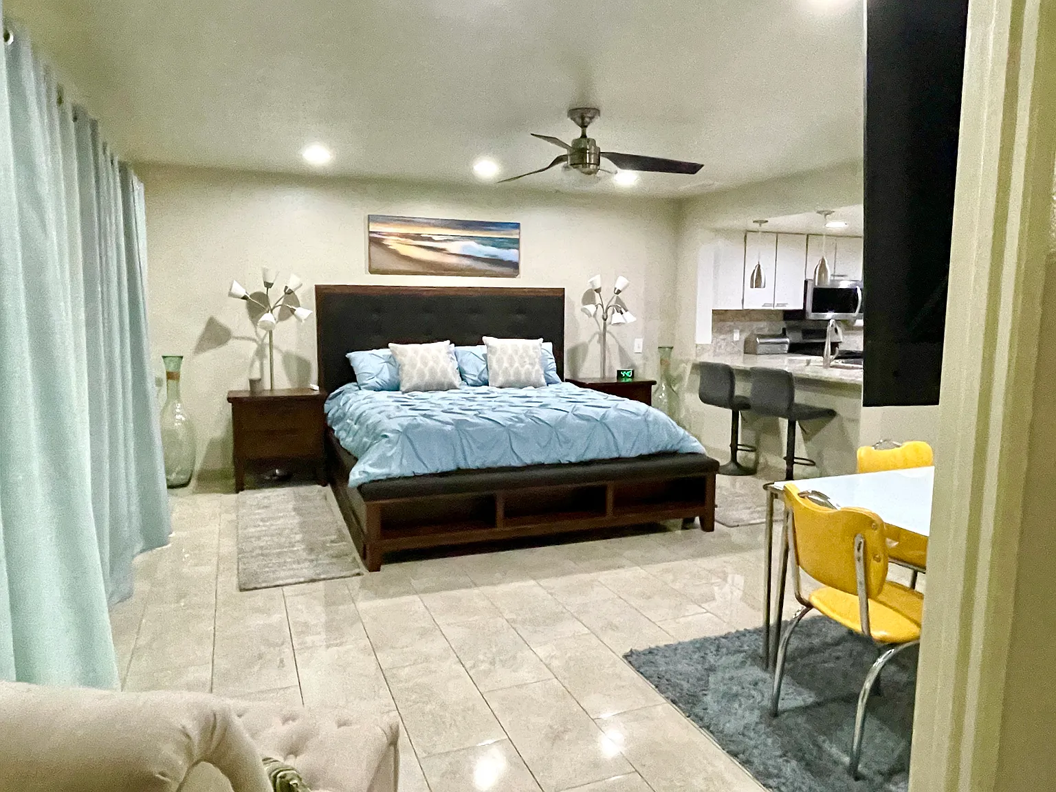 1 bed, 854 sqft, $1,700 — Photo 4