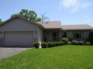 1614 Summit Ave N, Sauk Rapids, MN 56379