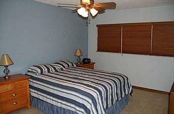 5th image of 3700 Oaks Clubhouse Dr APT 102