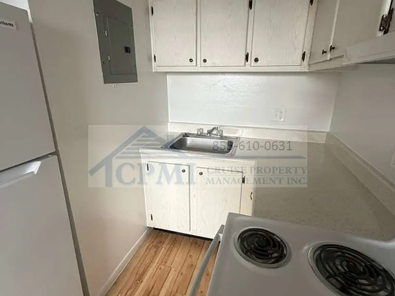 610 NE 1st Ave Ft. Lauderdale, FL 33304 — Photo 9