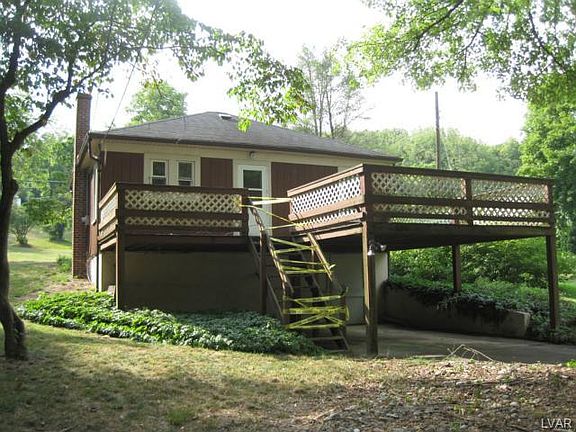 2nd image of 2715 N Delaware Dr