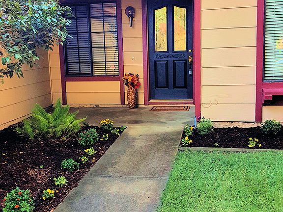 4th image of 3161 Yarwood Way