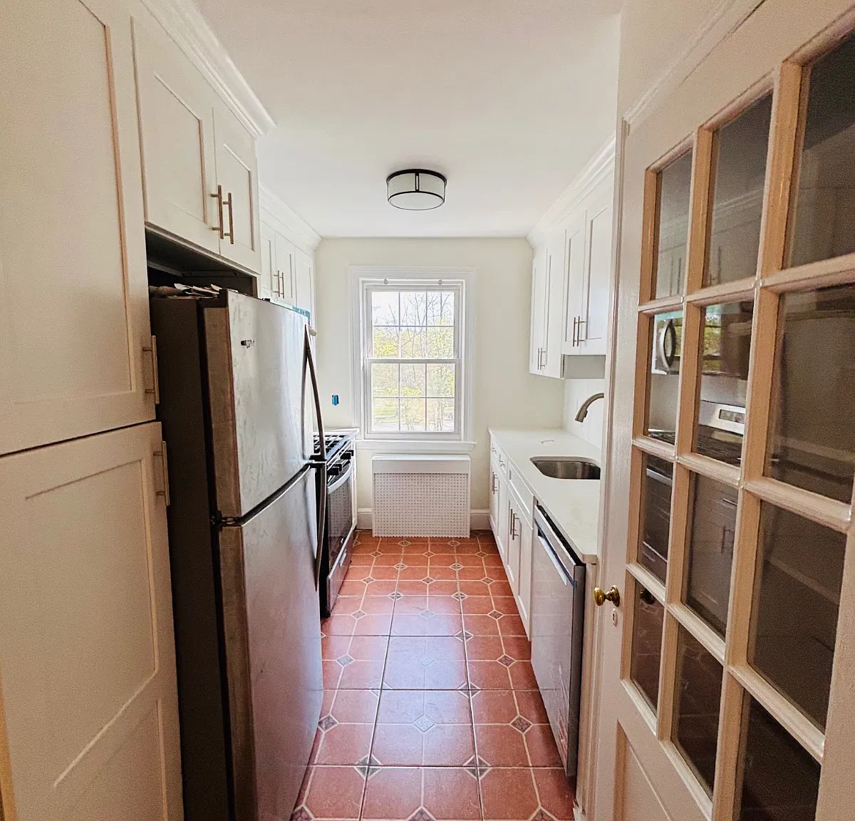 2 bed, 1.0 bath, $3,500 — Photo 4