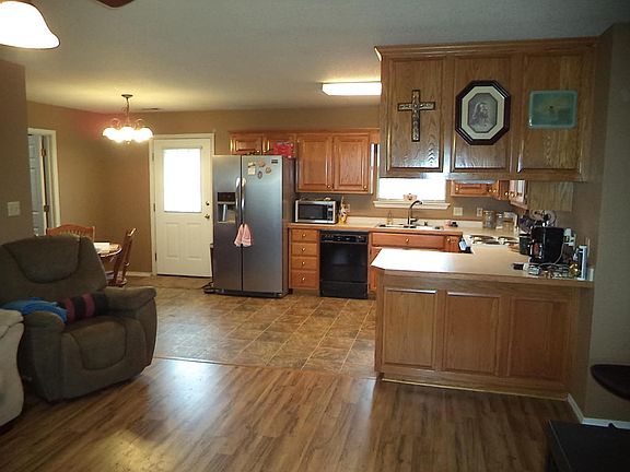 4th image of 1520 E 15th St