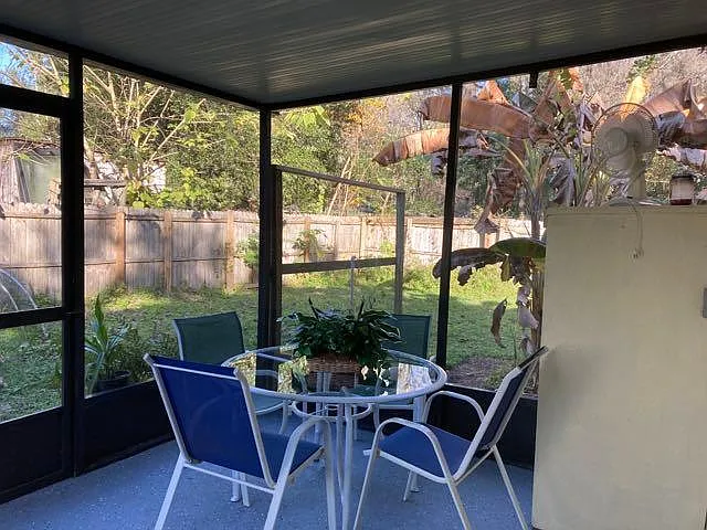 screen porch