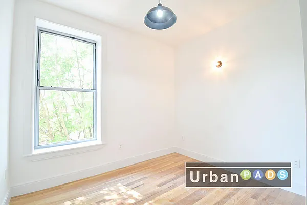 Rented by Urban Pads | media 12