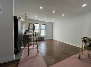 2110 Westbury Ct APT 4, Brooklyn, NY 11225