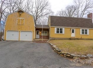 27 Newcomb Rd, Westminster, MA 01473