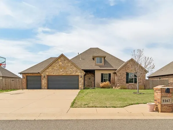 2267 Poplar Ave NW, Piedmont, OK 73078