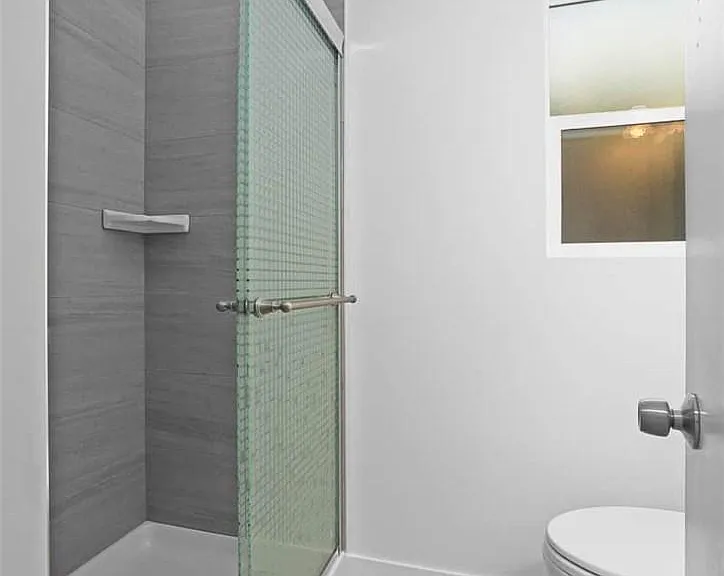 19 S Curtis Ave — Photo 9