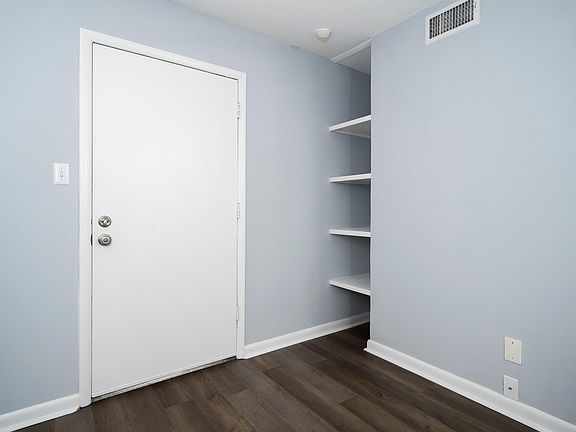 2nd image of 3101 Lorna Rd Unit 1815