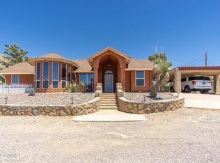 17610 Tierra Alta Dr, Las Cruces, NM 88011