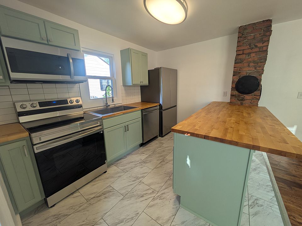 1st image of 1521 Waterhouse St