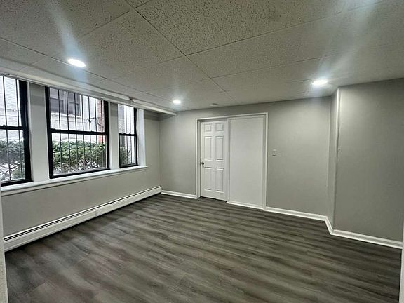 4th image of 46 N Arlington Ave APT B1