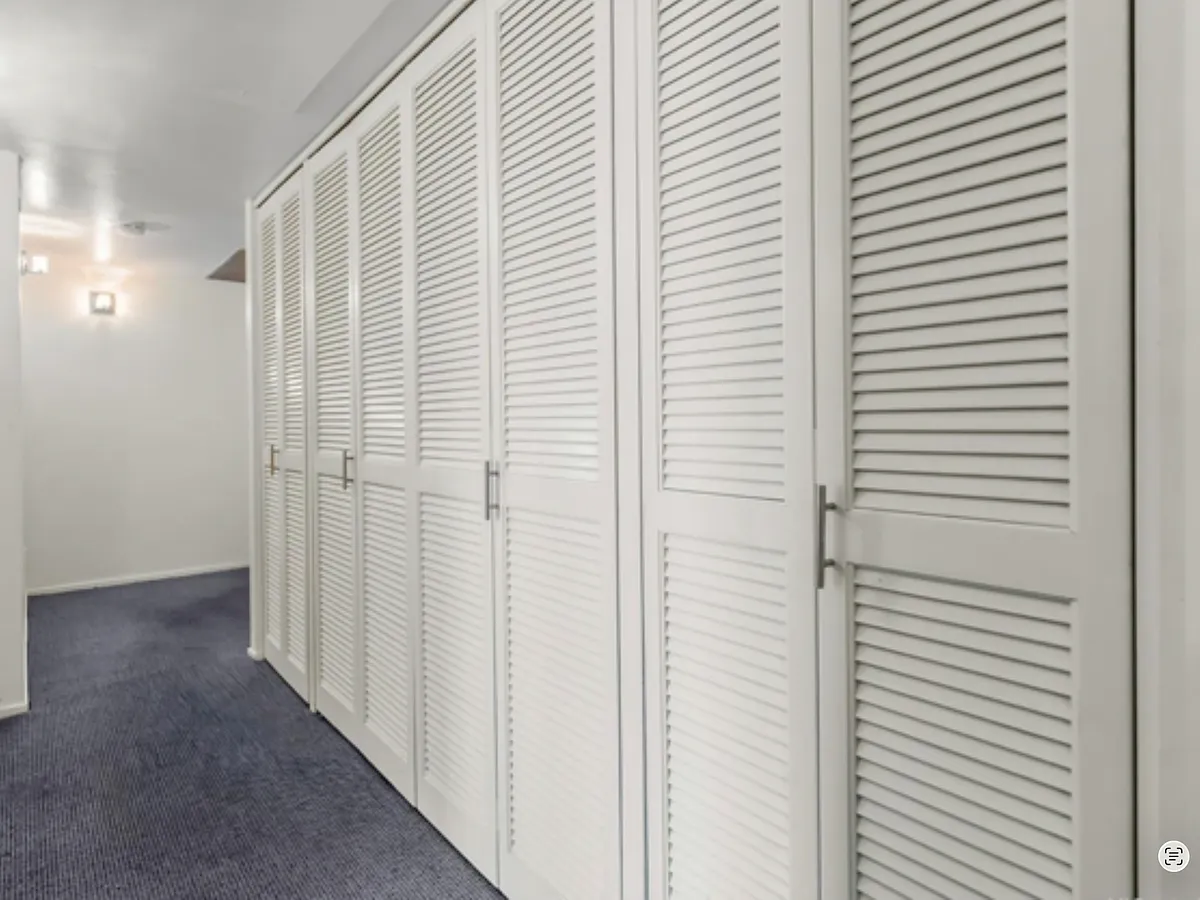 Corridor - 700 Richards St #2309