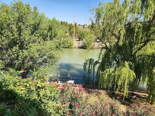 205 Turtleback Ave, Truth Or Consequences, NM 87901