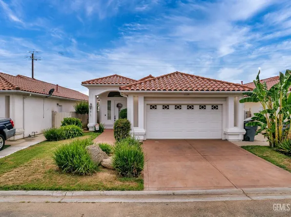 1720 Camino Ln, Madera, CA 93637