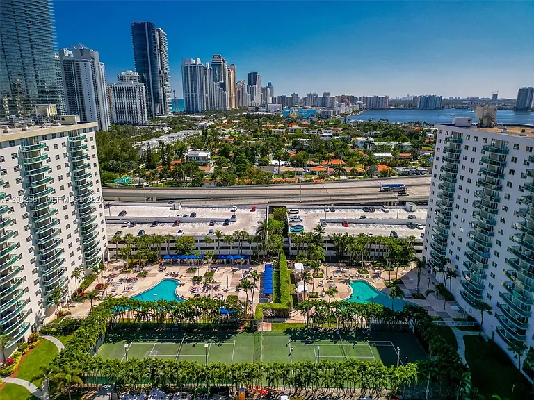 19380 Collins Ave #1224 — Photo 32