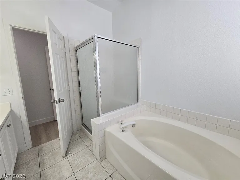 3515 Autumn Rain Ct — Photo 16